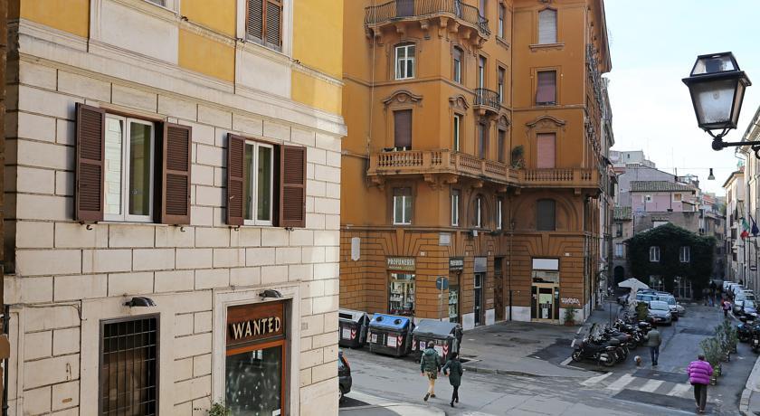 Отель House Monti 1875 Рим Номер фото