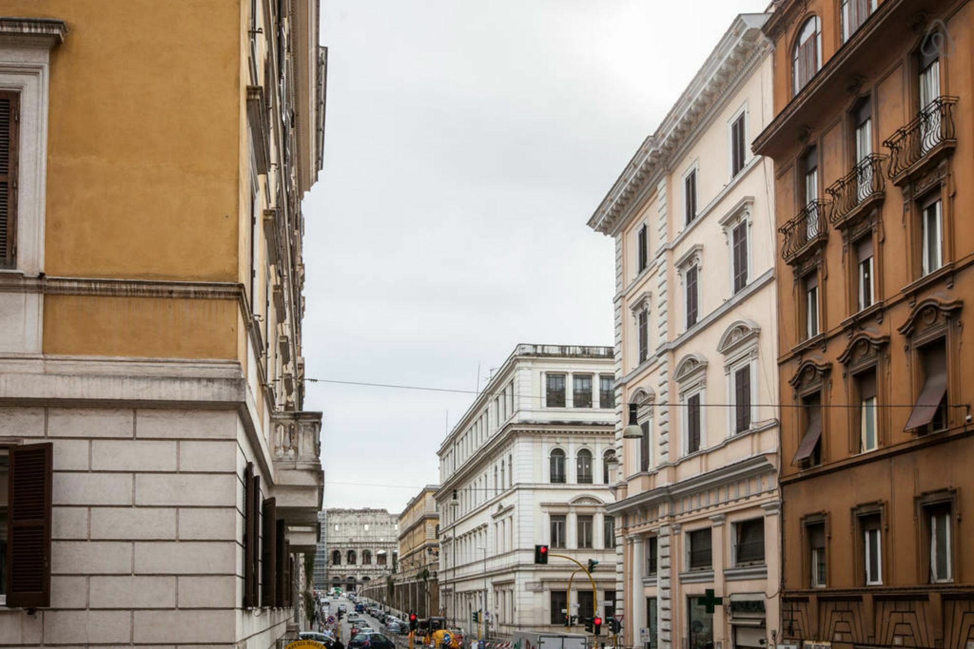 Отель House Monti 1875 Рим Экстерьер фото